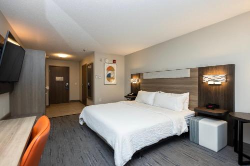 Holiday Inn Express Hotel and Suites Marysville, an IHG Hotel in Marysville, USA