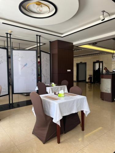 Holidays Orchid Hotel