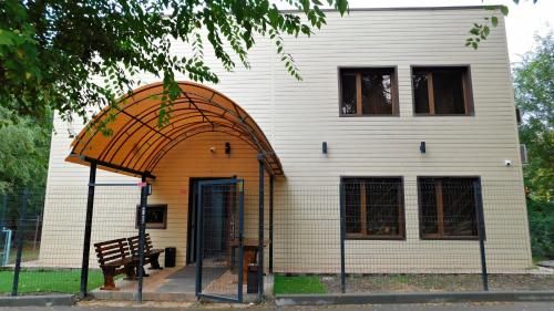 A szálláshely kívülről, Эдельвейс Express (Эдельвеис Express) in Zhetysu Negyed