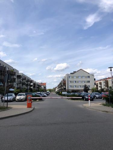 Tampilan eksterior, Urocze mieszkanie z ogródkiem i bezpłatny parking (Urocze mieszkanie z ogrodkiem i bezplatny parking) in Jagodno