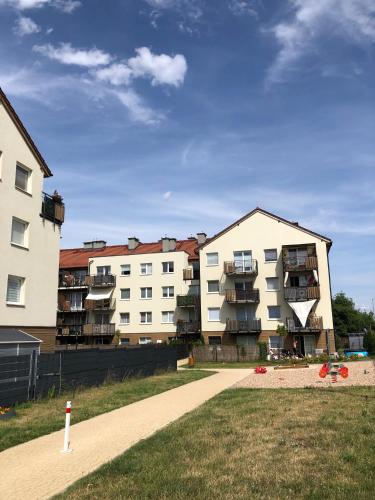 Urocze mieszkanie z ogródkiem i bezpłatny parking