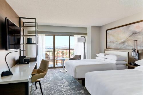 Marriott Phoenix Airport - image 3