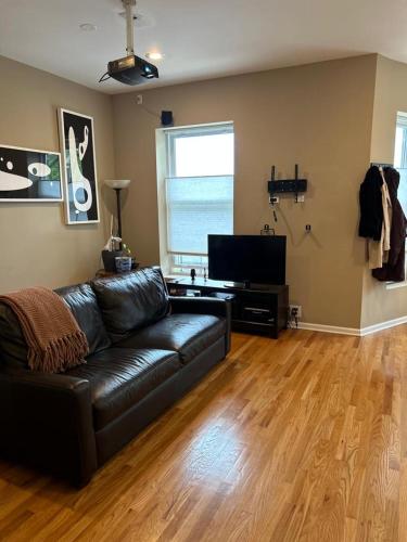 Gorgeous North Kenwood Hyde Park Unit in Chicago, USA