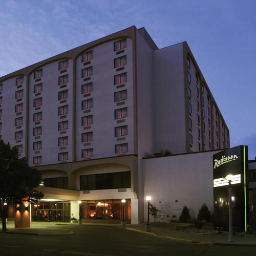 hotel-img