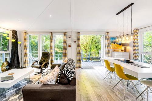 Three-Bedroom Chalet image 10