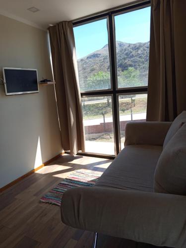 Cabañas en Koslay Ñalala Ivoqué con piscina climatizada en épocas cálidas (Cabanas en Koslay Nalala Ivoque con piscina climatizada en epocas calidas) in Juana Koslay