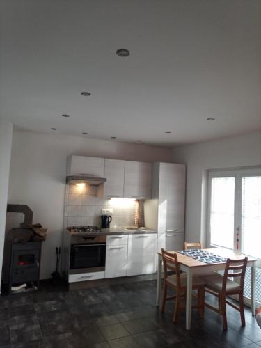 Nižbor samostatný domek v zahradě (Nizbor samostatny domek v zahrade) in Novy Jachymov