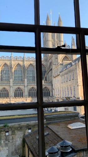 Elegant & Romantic - Entire Flat with 2 Magnificent Views, Bath (fotografie 10)