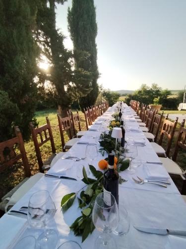 Ресторан, I Salici Agriturismo in Пергіне Вальдарно