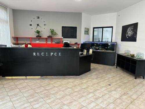 Hotel Pangea in สเตปนิเซ