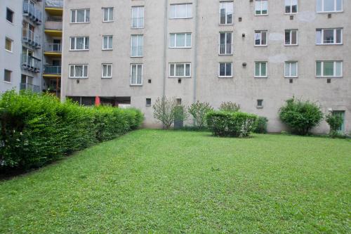 Vienna Central Apartments - image 5