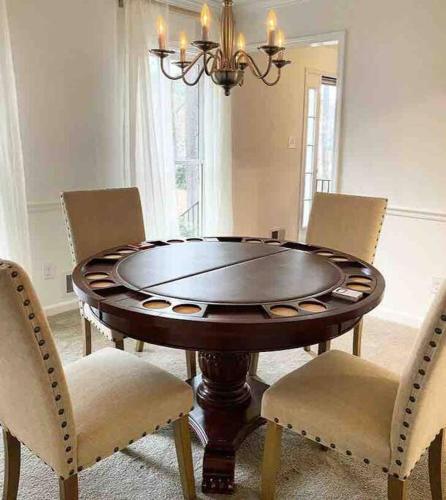 Colonial Stay- 7 BR-up to 14 Guests in รอสเวลล์ (GA)