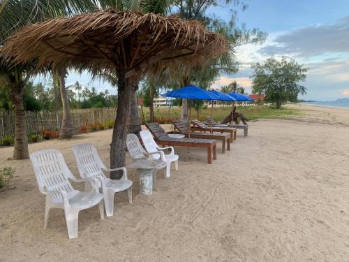 Surinbeach Double Room 101 - Prachuap Khiri Khan Surinbeach Double Room 101 - Prachuap Khiri Khan