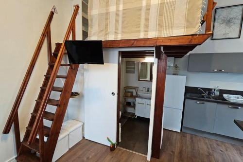 Old Arras studio avec mezzanine in Arras