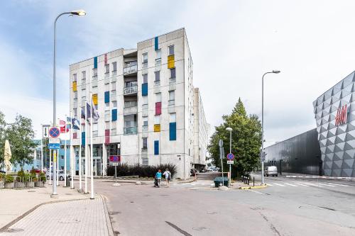 Top floor near ferry terminal - free parking Top floor near ferry terminal - free parking