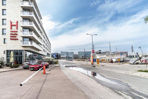 Top floor near ferry terminal - free parking Top floor near ferry terminal - free parking