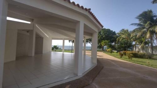 Hermoso Apto Playero con Piscina in Cumaná