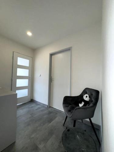 Útulný byt v blízkosti centra (Utulny byt v blizkosti centra) in ซิเดนิเซ