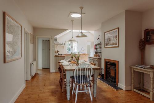 Exterior view, Mafeking by inspirestays-com in Benenden