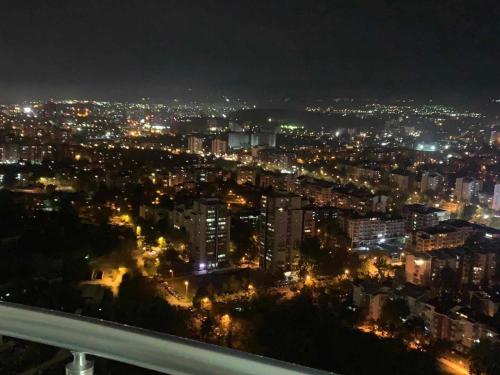 36th floor Sky city app Free parking, Skopje (foto 7)