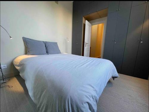 Appartement hyper centre historique, Bordeaux (photo 7)