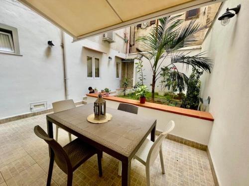 Casa Meravigghia terrazzo ,giardino e Jacuzzi