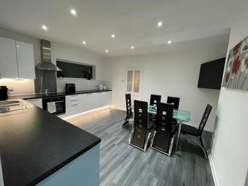 Létesítmények, House in Bournemouth and Poole in Alderney