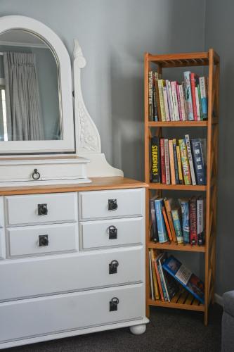 Beautiful home with short stroll to Havelock Village Beautiful home with short stroll to Havelock Village