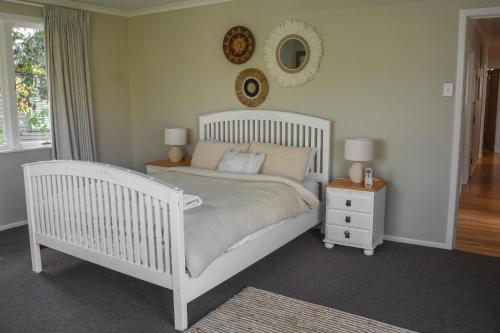 Beautiful home with short stroll to Havelock Village Beautiful home with short stroll to Havelock Village