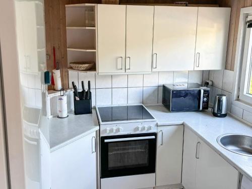 Holiday Home Straumen - image 9