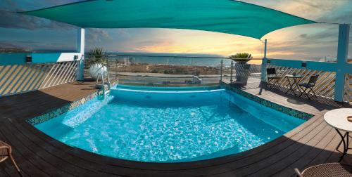Peldbaseins, Capitan Boutique Resort in Puerto Nuevo