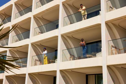 W Algarve - image 5