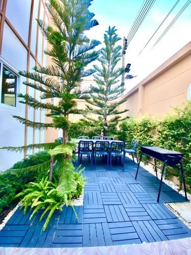 Gaia Pool Villa Pattaya in Nong Prue