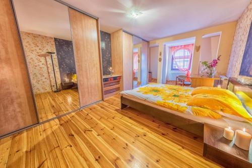 Apartament Prestige Opole Centrum - image 9