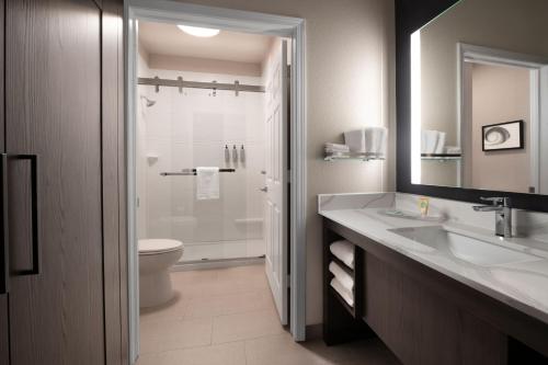 Residence Inn by Marriott Fort Smith - image 7