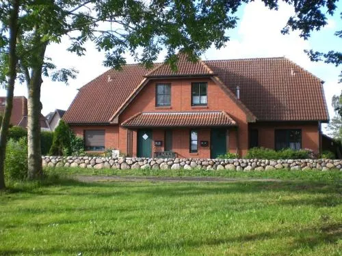 Pippert Comfortable holiday residence in Warwerort, Deutschland
