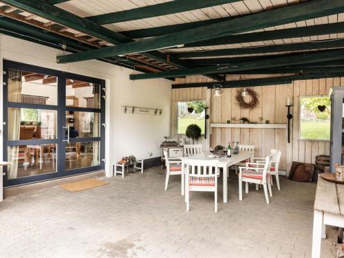 設施, LebensArt in the old horse stable in 恩特布呂克