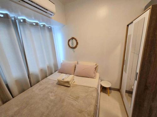 Solana Suite 3 at Coast Residences Roxas Blvd