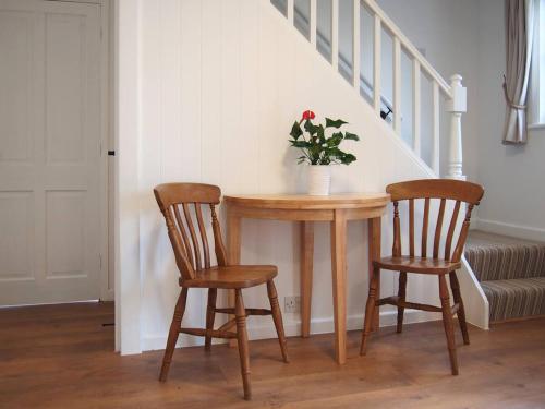 Зовнішній вигляд готелю, Stablehurst Cottage in Іст Грінстед