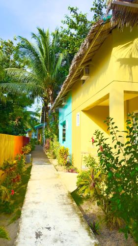 room detail thumbnail 1