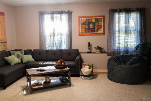 Cosy and Charming 2-bedroom apartment in Woburn, USA