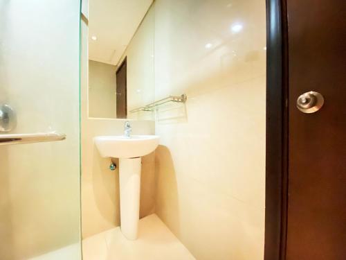 Fancy and Nice Studio at El Royale Apartment By Travelio, Bandung (photo 8)