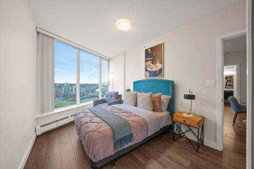 Dazzling Condo by Stadium Downtown w Incl Parking in Vancouver, Canada