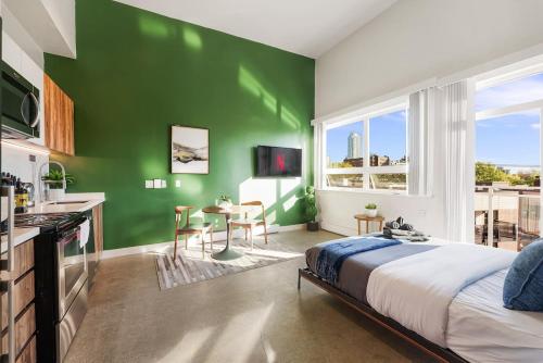 Premier Designer Studio Central West End DT