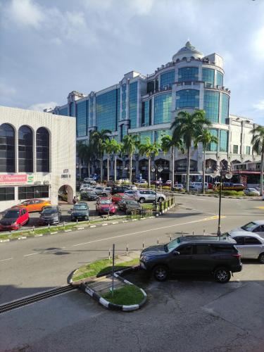 Uitzicht, Nuvo Hotel near Brunei Arts & Handicraft Centre