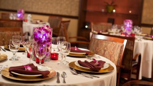 Chestnut Hill Hotel - 연회장