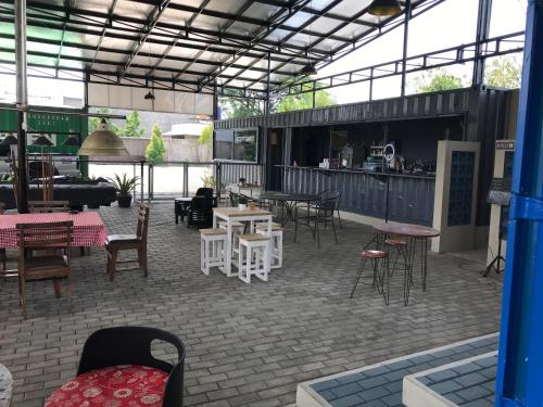 餐廳, Times Square Motel SYARIAH ONE in 奇亞米斯