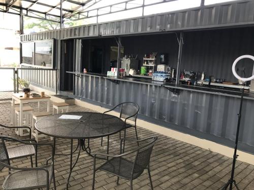 餐廳, Times Square Motel SYARIAH ONE in 奇亞米斯