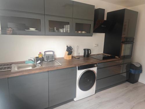 Work and Stay Attendorn 3 Schlafzimmer Neu Modernisiert Küche Bad Wohnzimmer Terrasse Work and Stay Attendorn 3 Schlafzimmer Neu Modernisiert Küche Bad Wohnzimmer Terrasse