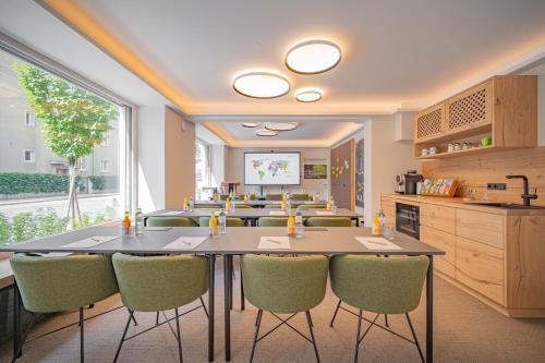 Vergaderruimte / feestzalen, Das Grune Hotel zur Post - 100 % BIO near Salzburg Airport